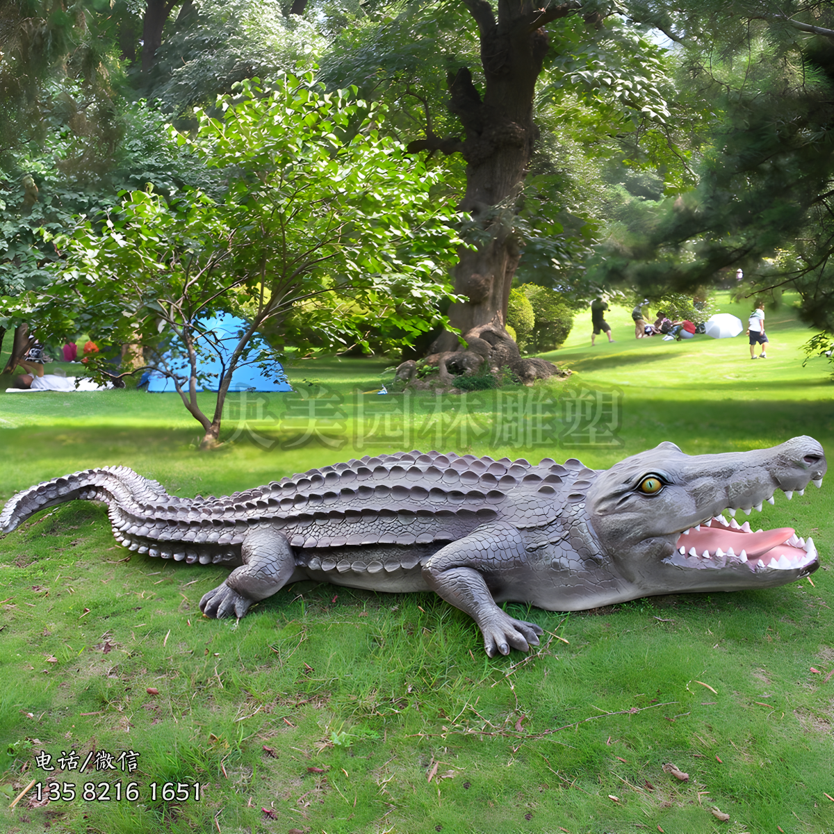 玻璃鋼仿真鱷魚(yú)雕塑