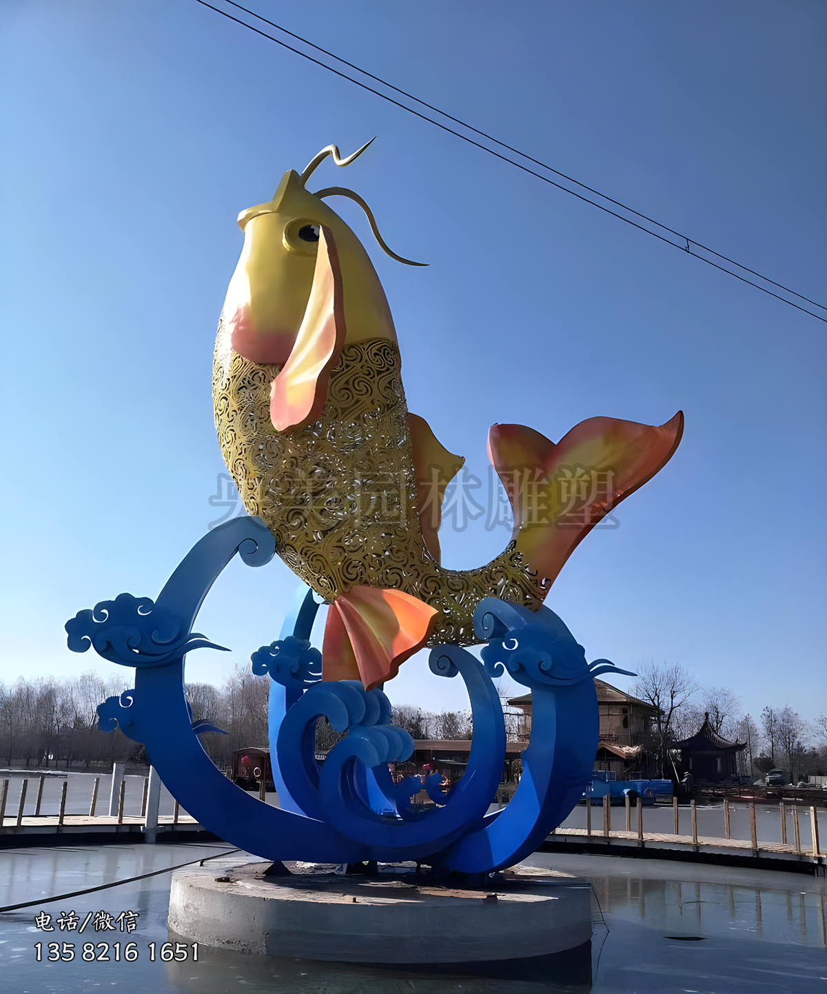 不銹鋼躍水鯉魚景觀雕塑