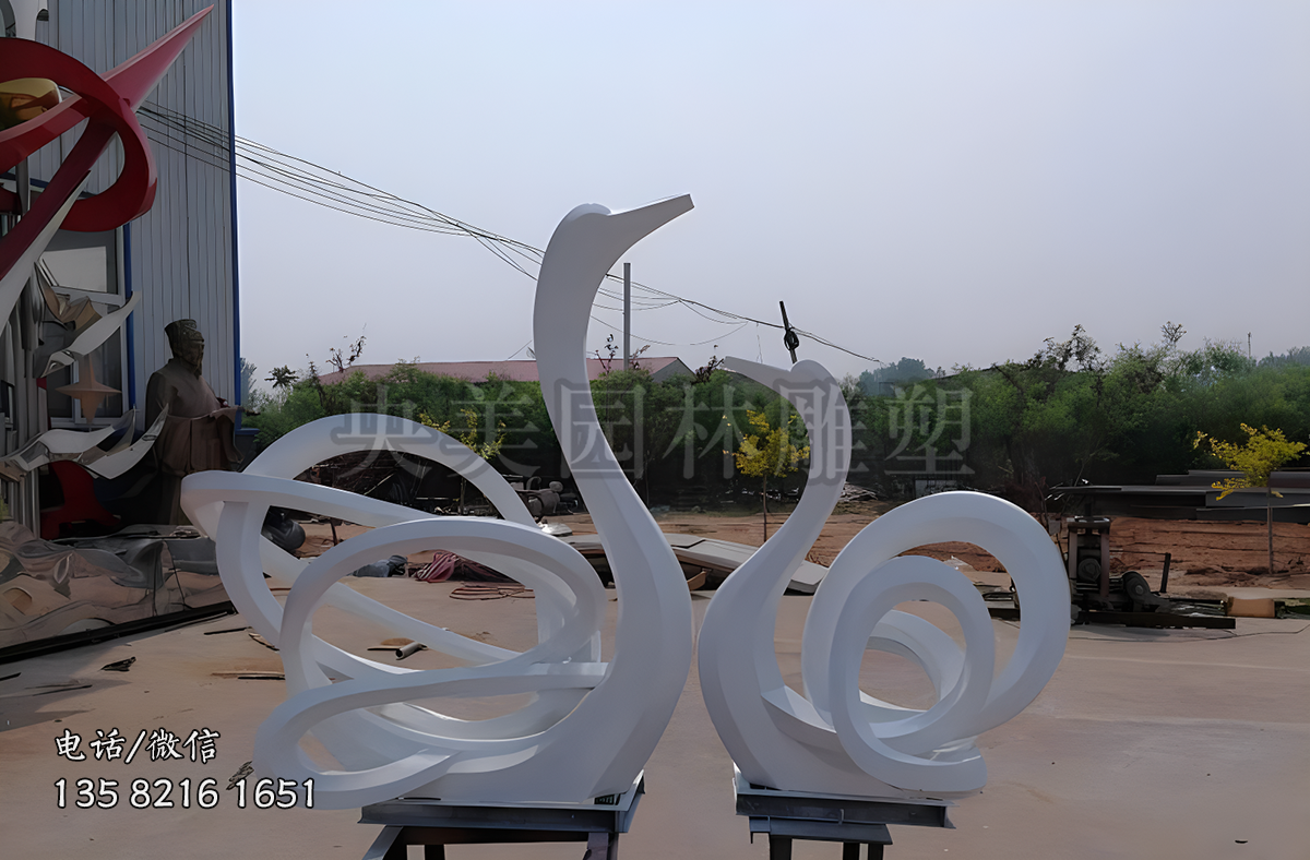不銹鋼藝術(shù)天鵝雕塑