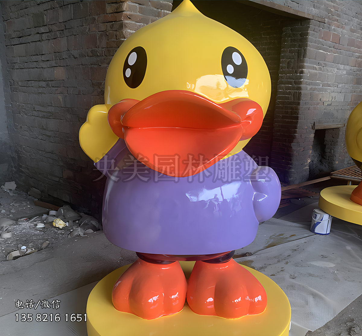 張大嘴的鴨子公仔卡通雕塑
