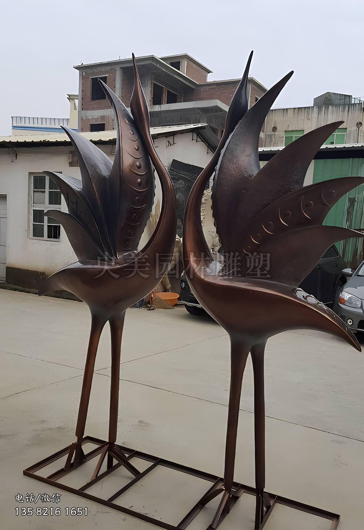 抽象鑄銅仙鶴雕塑