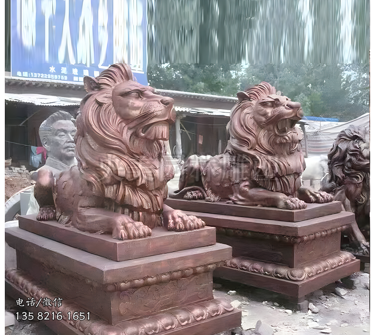 紫銅色匯豐爬獅子雕塑