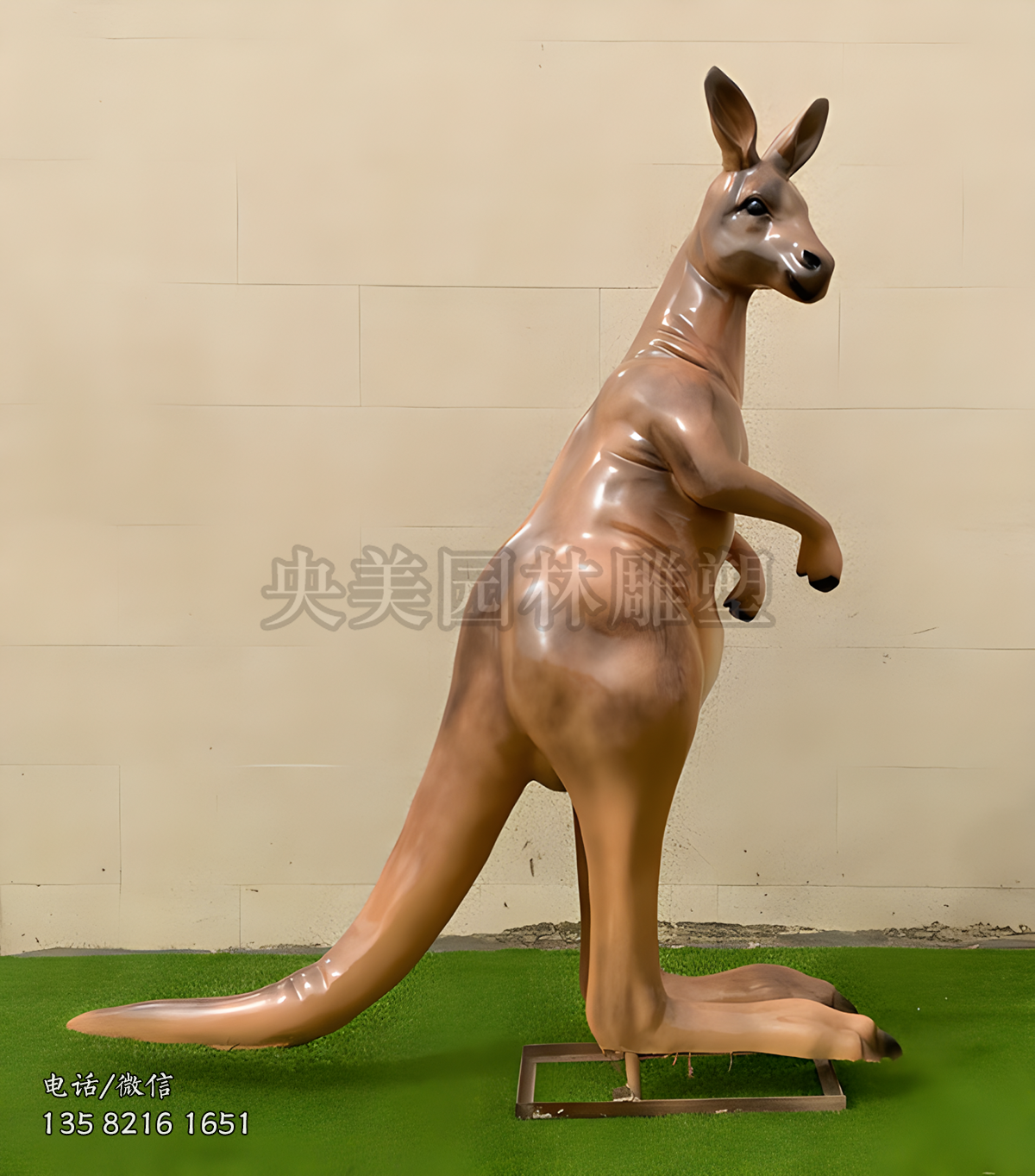 玻璃鋼彩繪仿真袋鼠雕塑