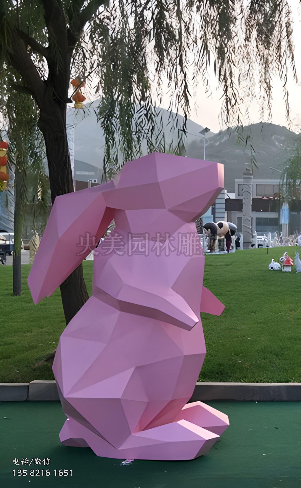 不銹鋼切面兔子雕塑