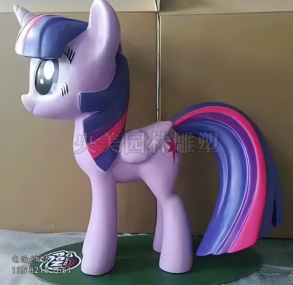 玻璃鋼小馬寶莉卡通動(dòng)漫雕塑