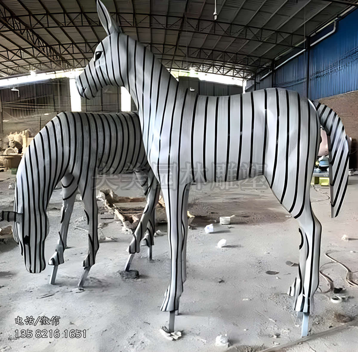 創(chuàng)意不銹鋼鏤空馬雕塑