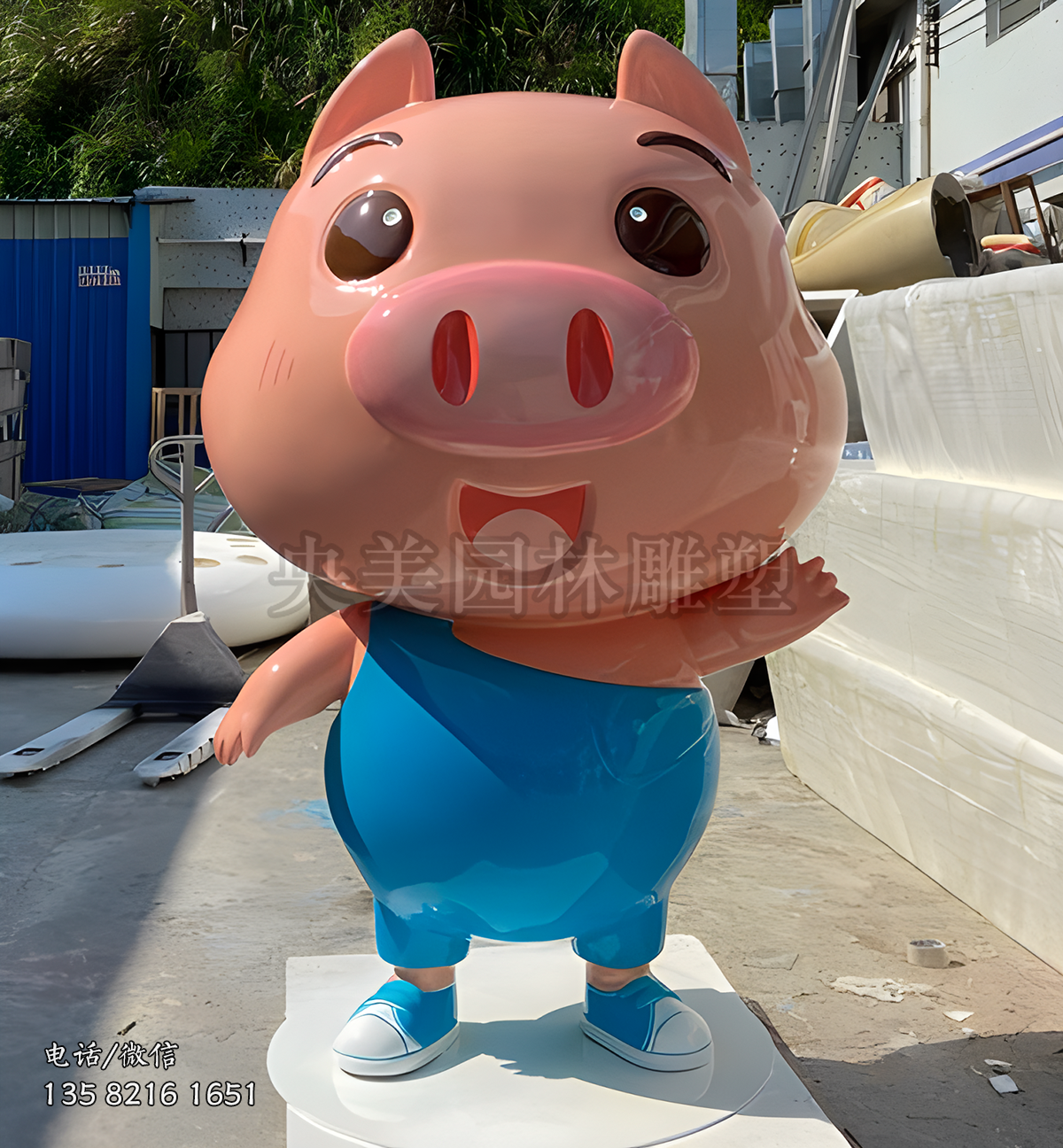 豬豬俠玻璃鋼卡通動(dòng)漫雕塑擺件