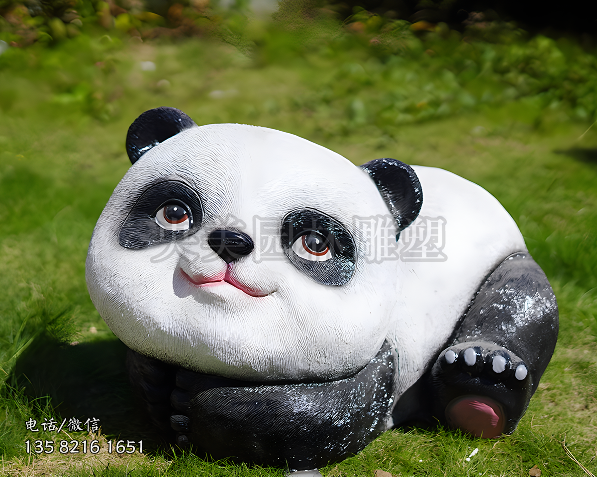 毛面玻璃鋼熊貓雕塑