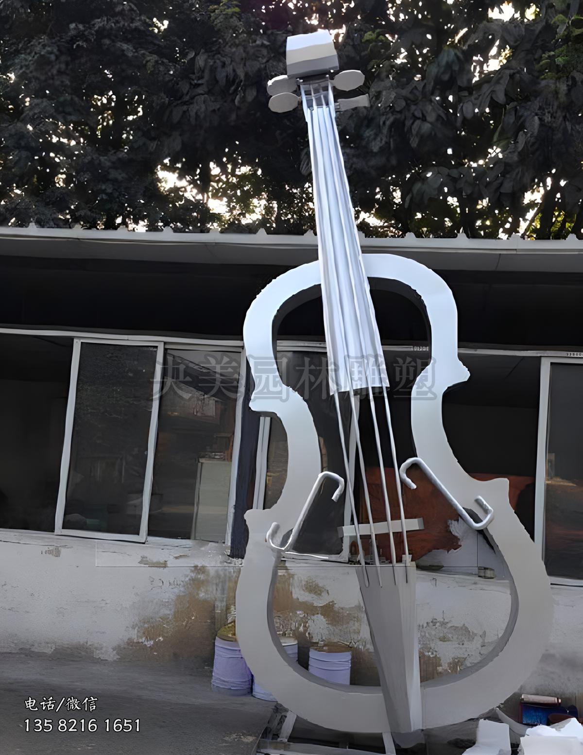 抽象不銹鋼大提琴雕塑