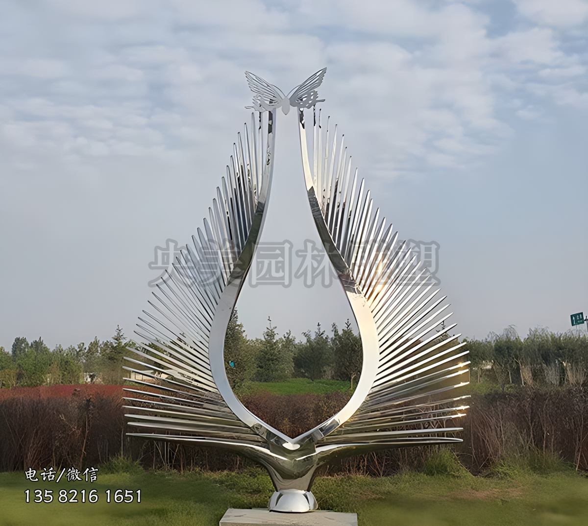 不銹鋼鏡面翅膀雕塑擺件