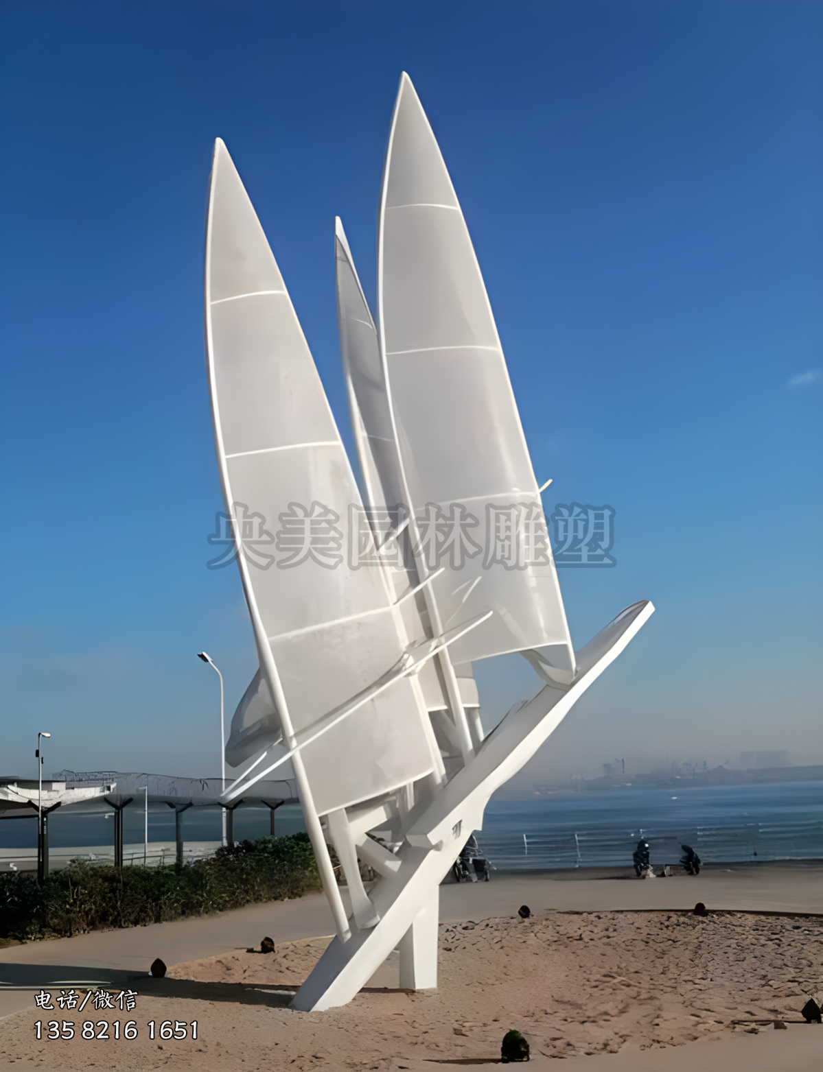 不銹鋼鏤空帆船雕塑
