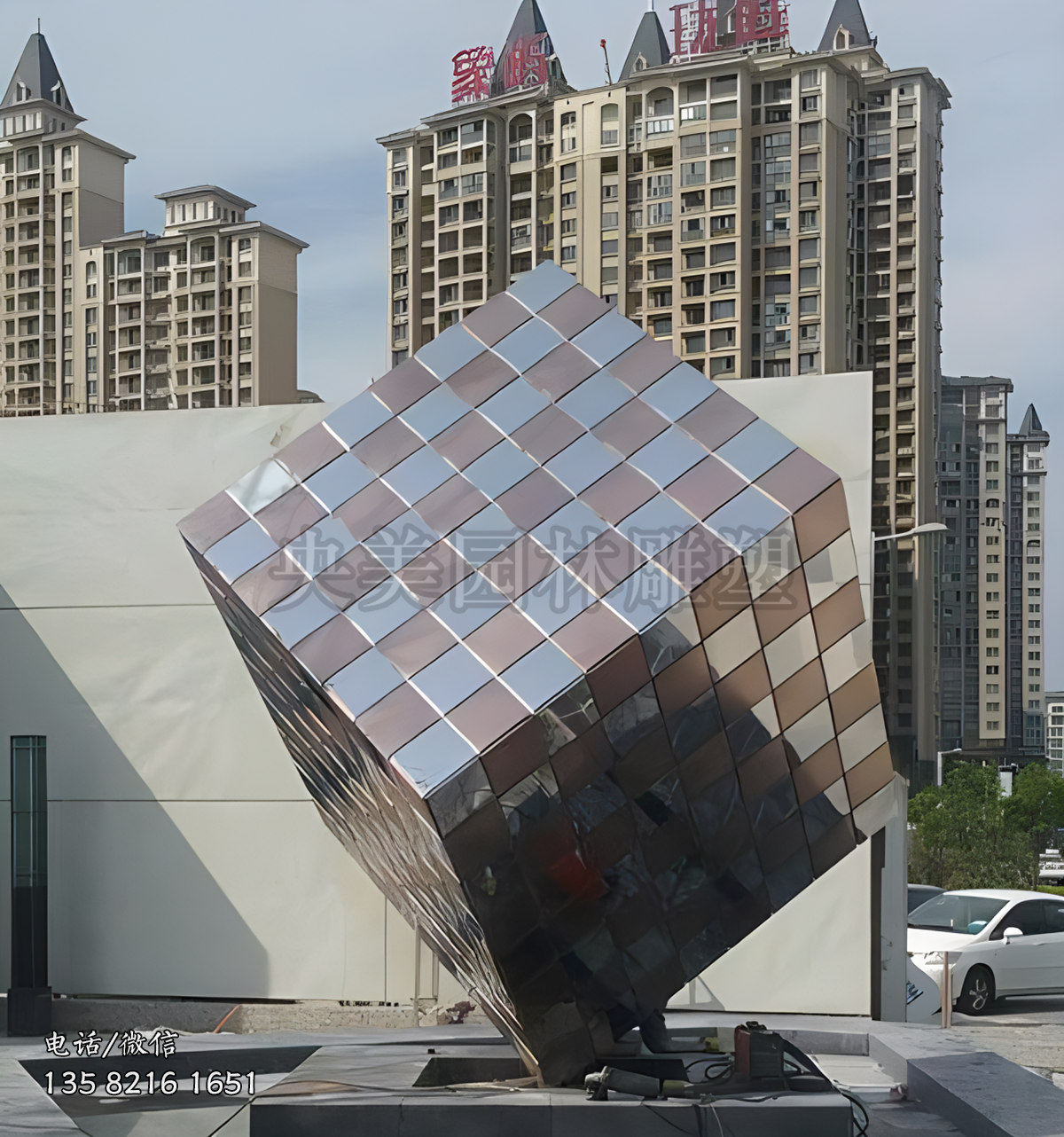 不銹鋼八階魔方景觀雕塑