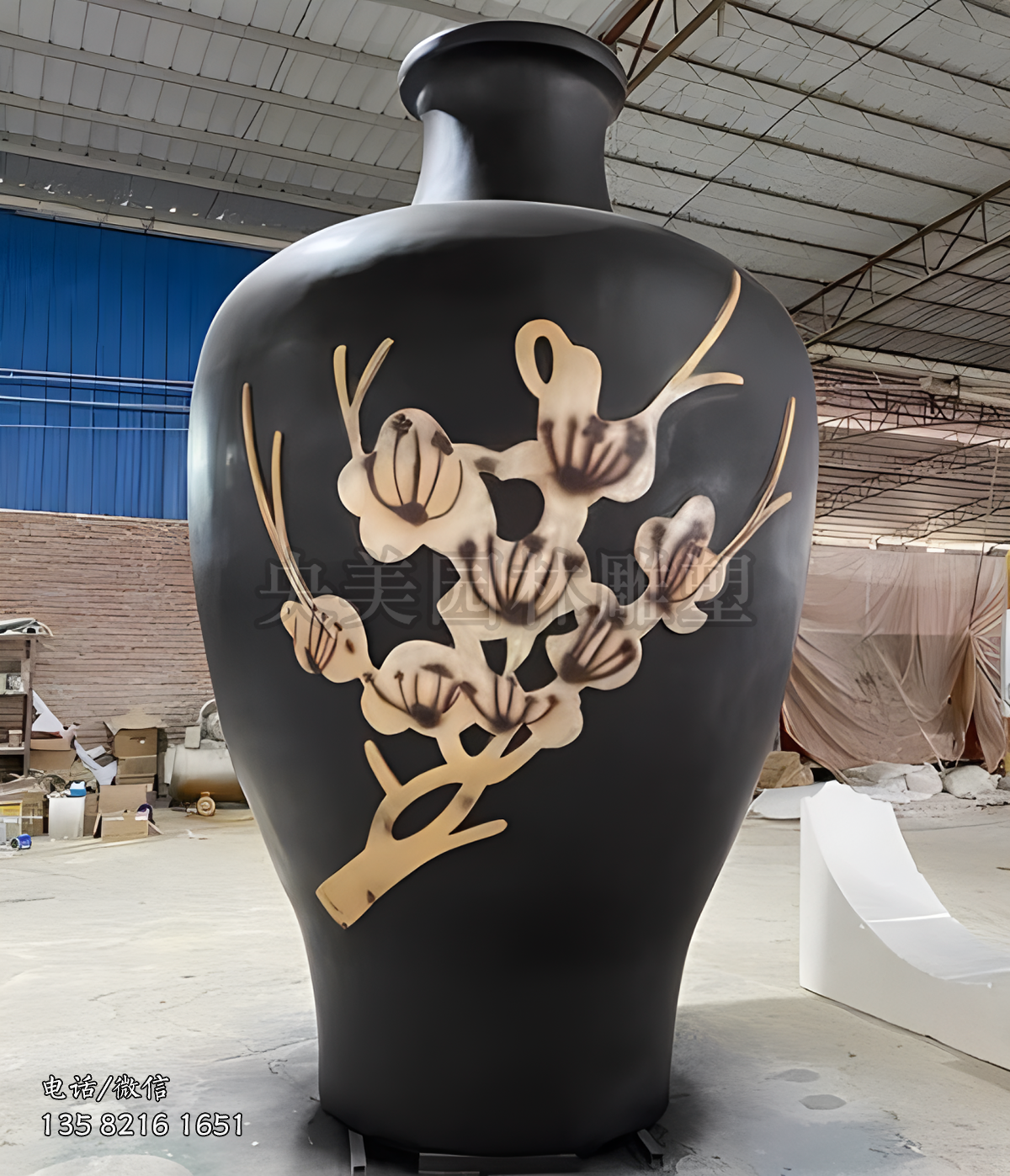 玻璃鋼藝術(shù)花瓶景觀雕塑