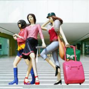 購物女 玻璃鋼商場美陳