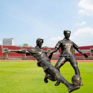 踢足球 玻璃鋼體育運動人物